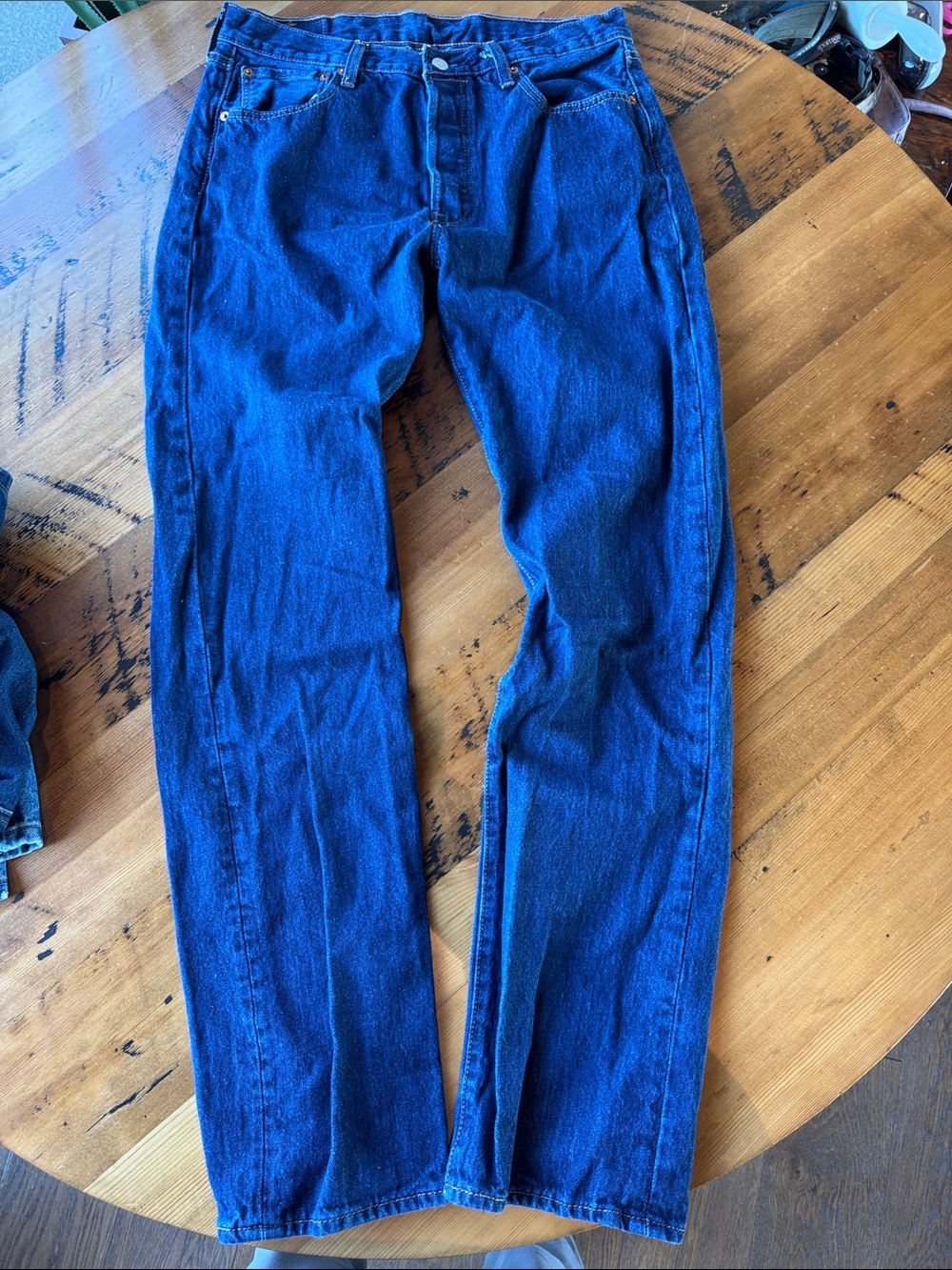 Levi's 501 Original Fit Blue Jeans Mens Size 33x34 Button Fly Straight Leg